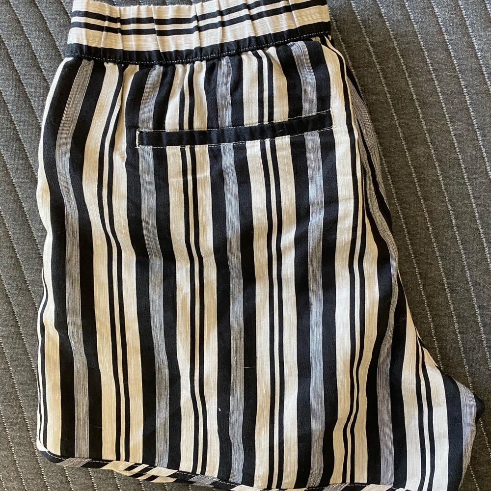Madewell Striped Linen Shorts - Picture 2 of 4